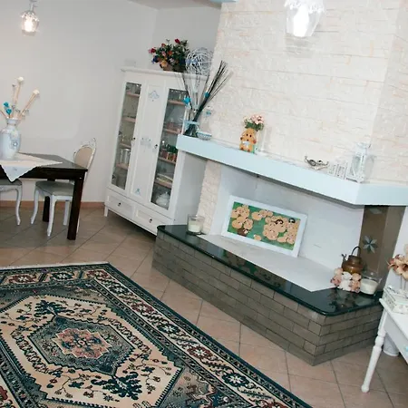 Alojamento de Acomodação e Pequeno-almoço Sa Brobei 3*